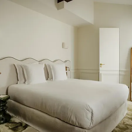 Léon Hotel 3*