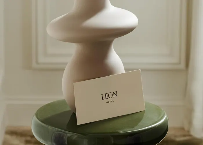 Léon 3* Parigi