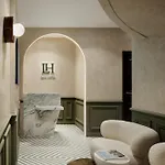 Leon Париж