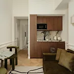 Отель Leon 2*