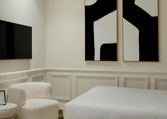 Otel Leon Paris